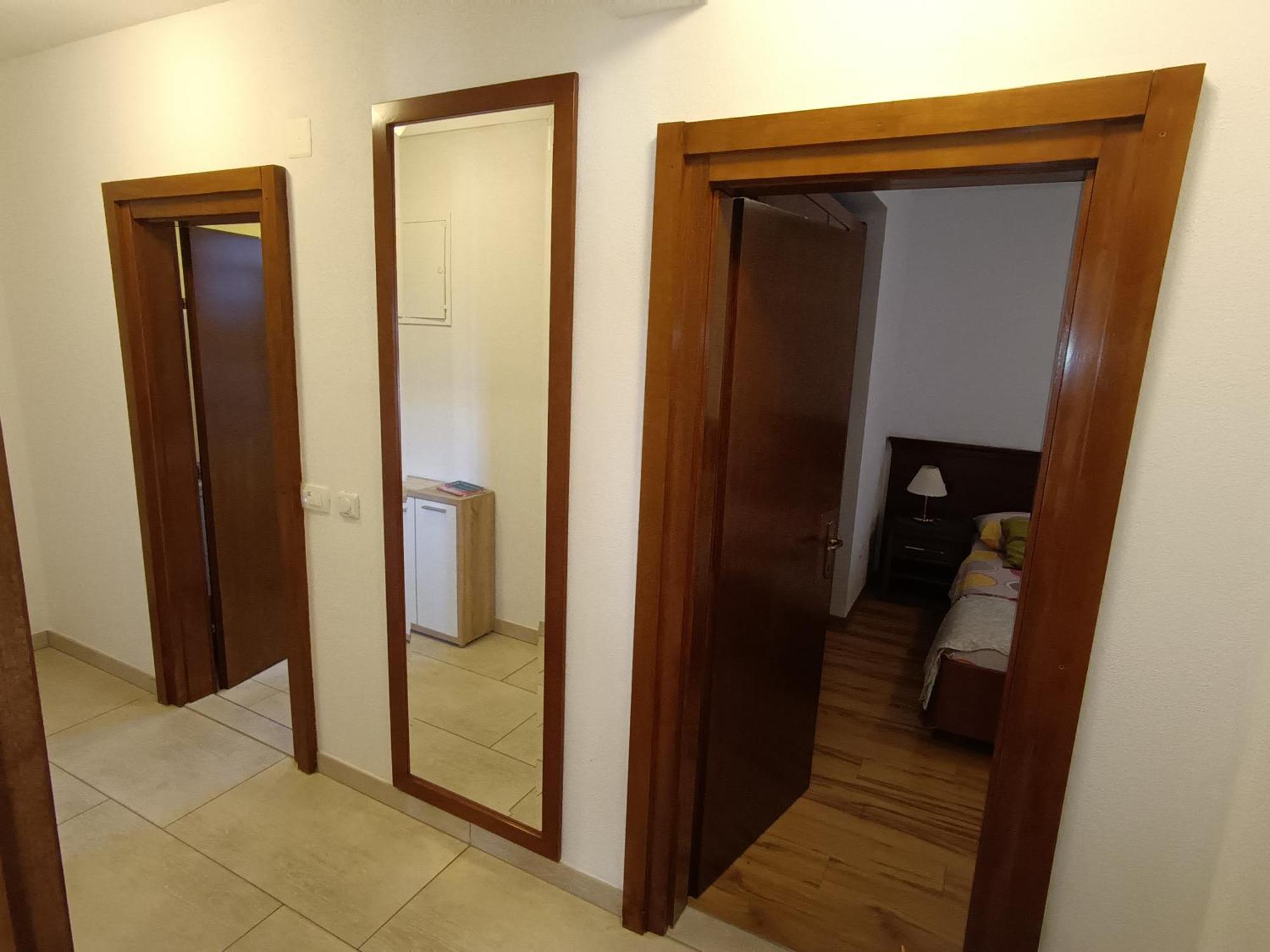 Nema Apartment *